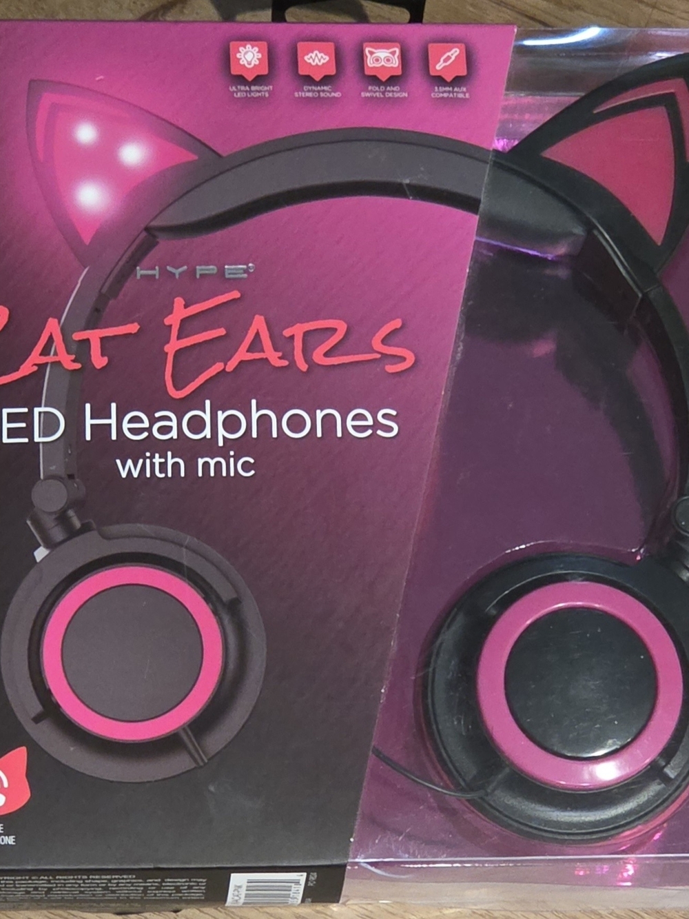 Hype Cat Ear LED Headphones With Mic